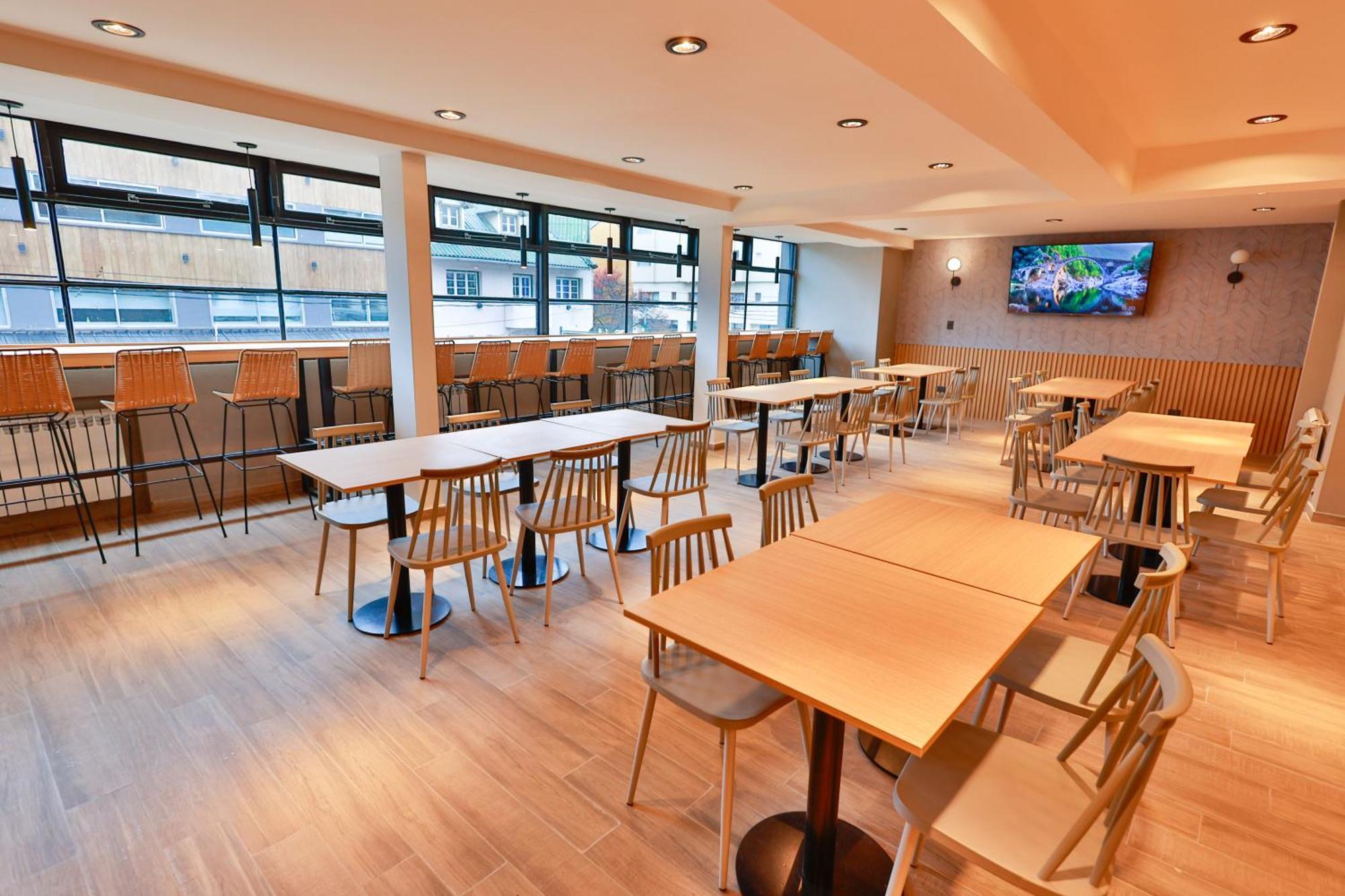 M383 Hotel Bariloche Екстериор снимка